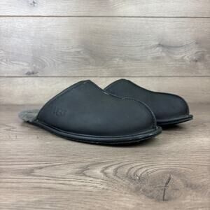UGG Scuff Shearling Lined Slippers Men's Black Suede Leather - No Size Tag